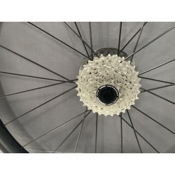 Dt Swiss E1800 30 DB Spline wielset met banden, cassette, disc.