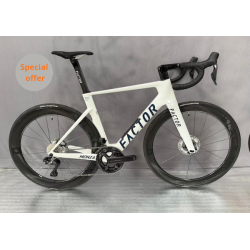 Factor Monza Pearl White...