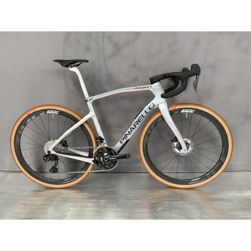 Pinarello Dogma GR Gravel Shimano GRX Di2 (toonzaal model)