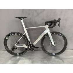 Factor Ostro VAM 2.0...
