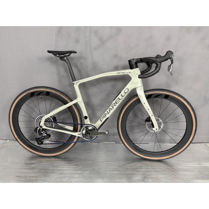 Pinarello Grevil F - Sram Force XPLR - Most Fast carbon wielset
