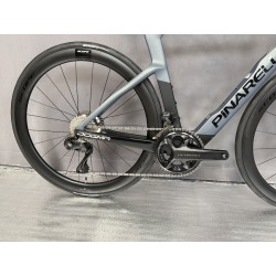 Pinarello Dogma F 2026 - Luxter Grey Matt - Shimano Ultegra Di2 - Scope R4
