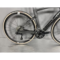 Pinarello F7 - 105 di2 - Black on Black